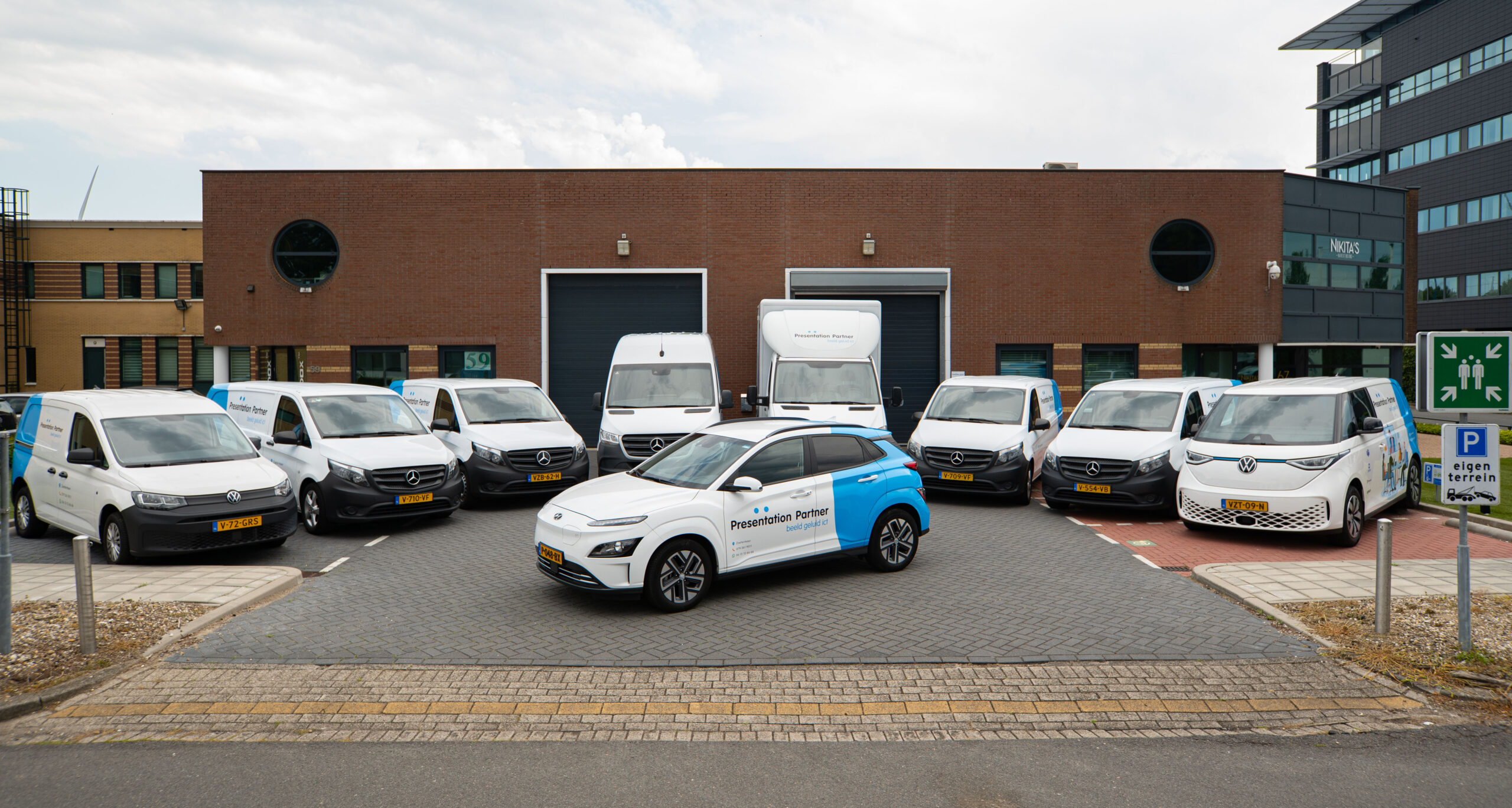 Presentation Partner_Auto's + groep_04