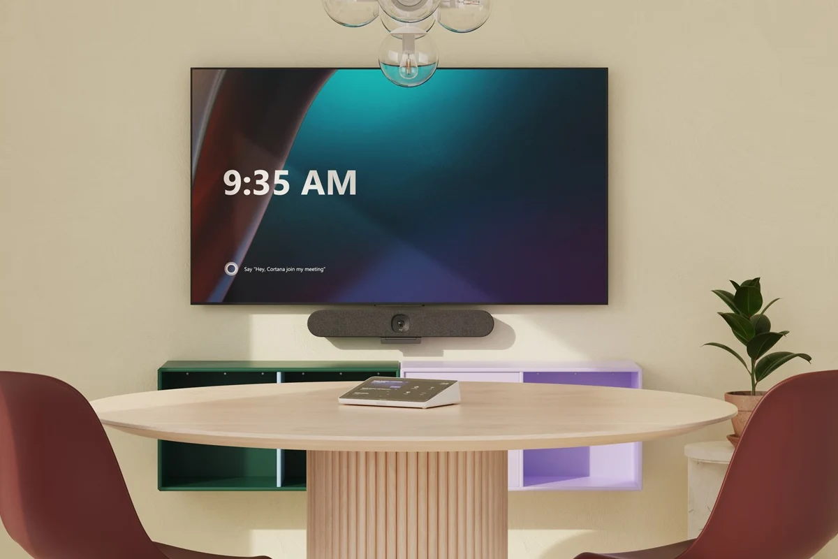 Compacte videobar voor hybride vergaderen